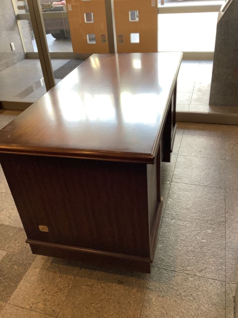 値引き‼️カリモク　両袖机　事務机　書斎　机　デスク　勉強　ワークデスク　現状品