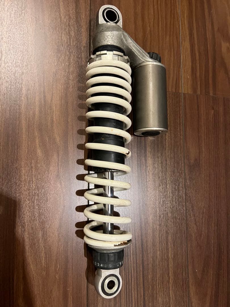 WP ホワイトパワー リアショック 350mm