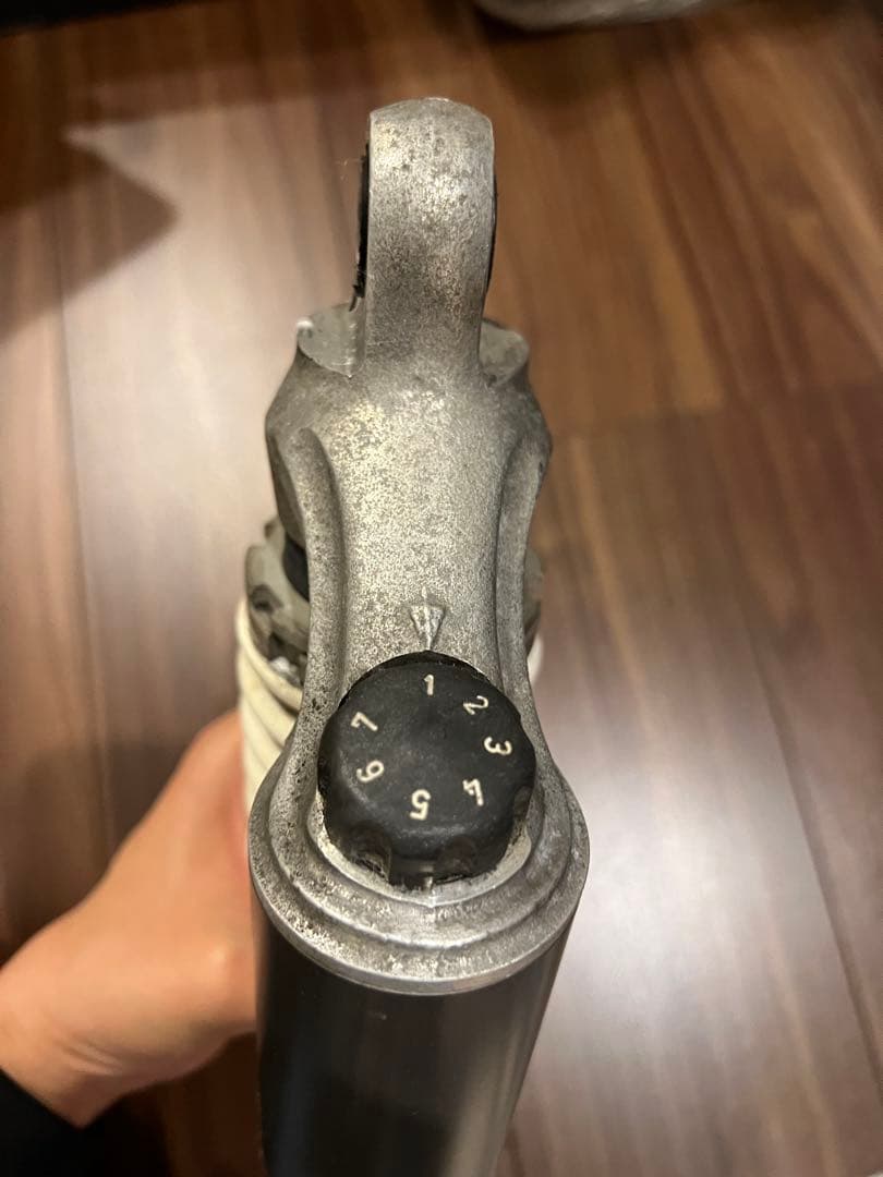 WP ホワイトパワー リアショック 350mm