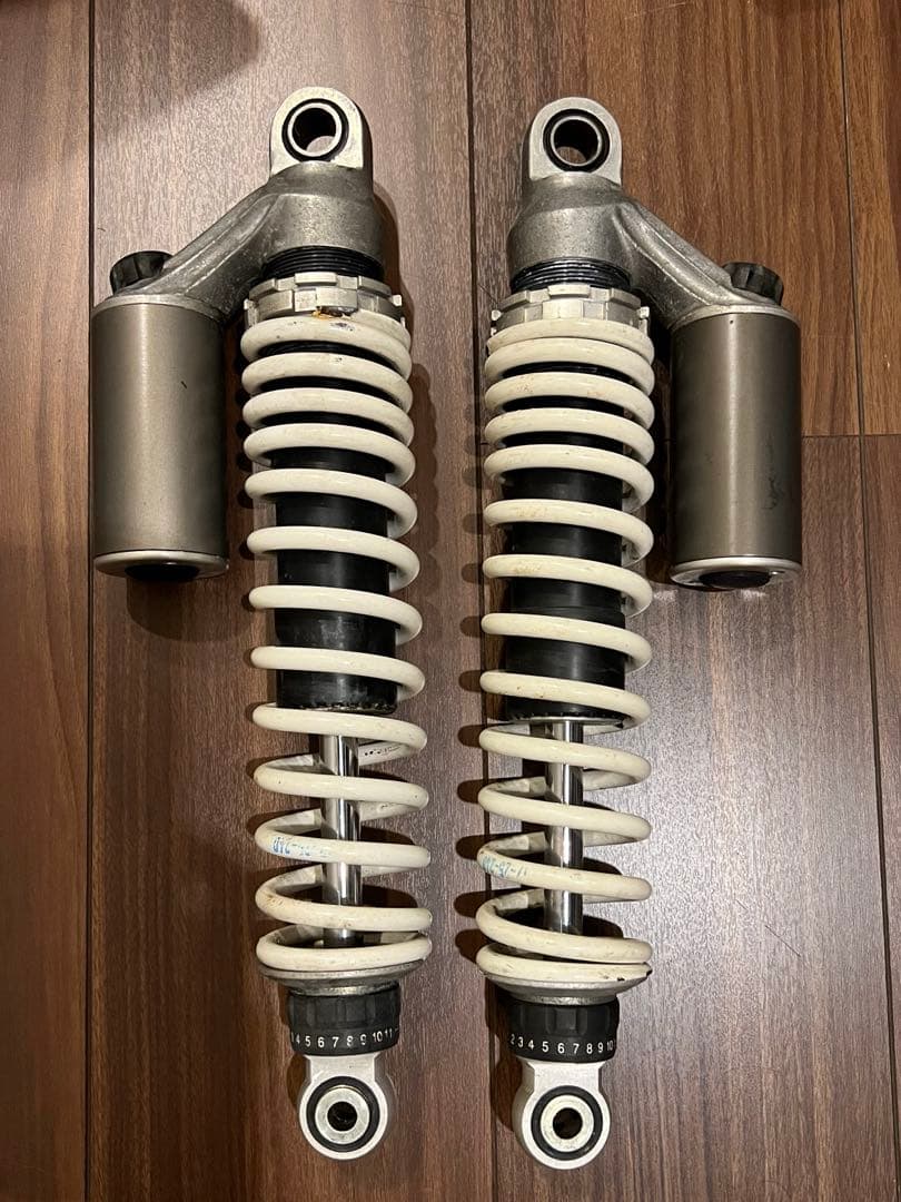 WP ホワイトパワー リアショック 350mm