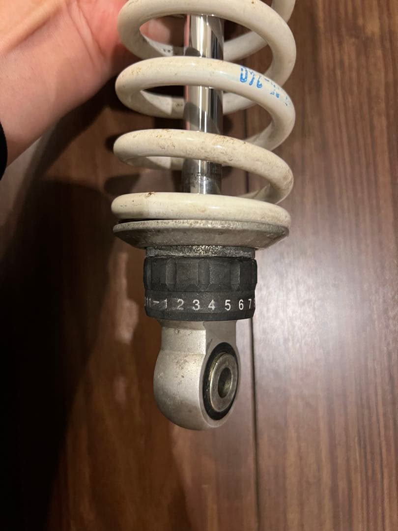 WP ホワイトパワー リアショック 350mm