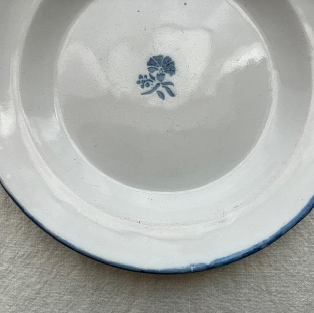 印あり◆美品◆19世紀南仏青い花リム皿ムスティエレリーフオクトゴナルキュノワール