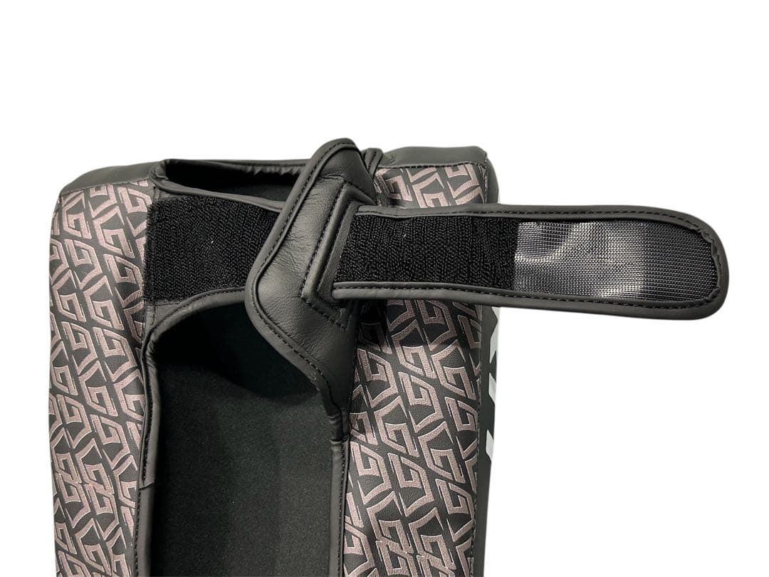 新型 GRIT カーフキック プロテクター (SOFT TYPE) ※1ヶ