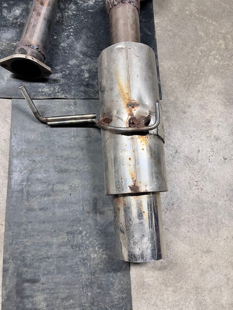 スカイライン　ECR33 HR33 マフラー 4ドア用 ターボ