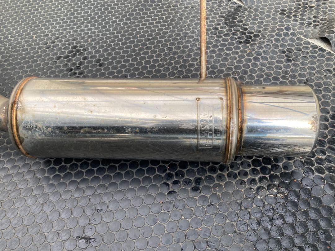 GB3フリード用　ROSSO MODELLO GT-8 ステンレスマフラー