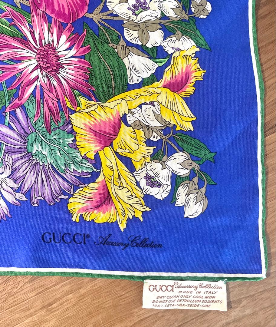 値下げ グッチスカーフ　フローラレディス