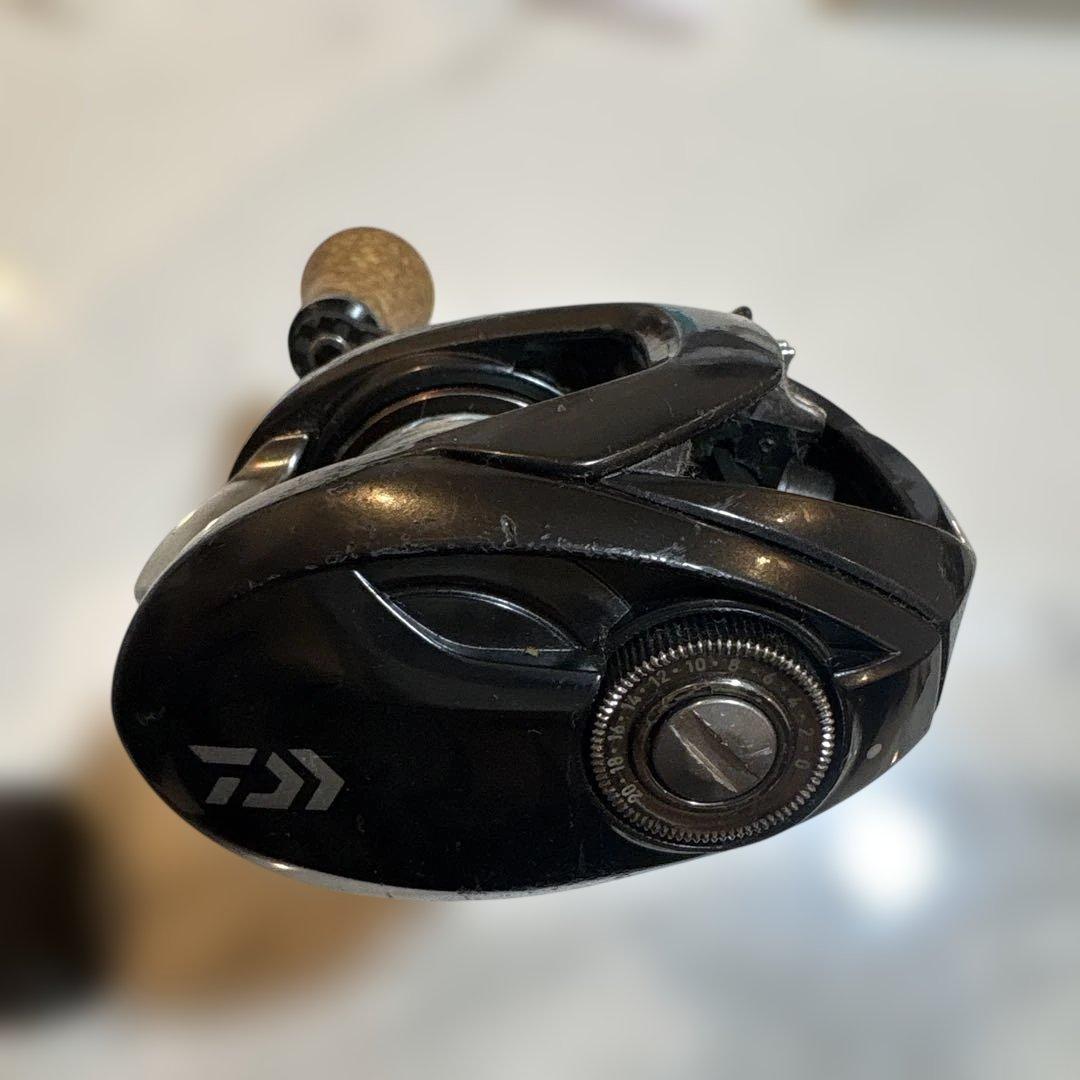 初売セール‼️ダイワ20タトゥーラSVTW103SHL 左巻き　カスタムハンドル