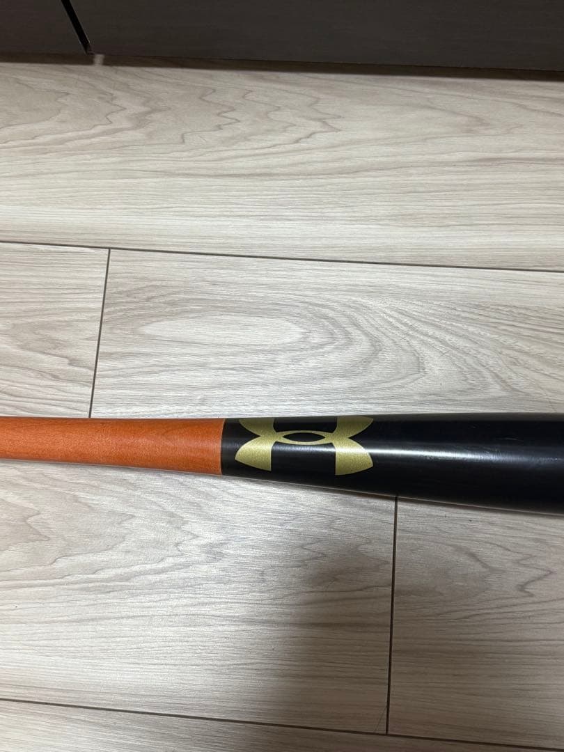 阪神タイガース 糸井嘉男 直筆サイン入り 実使用バット アンダーアーマー 超人