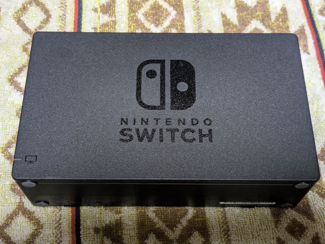 Nintendo Switch 本体 グレー 箱あり ソフト3本、ケース