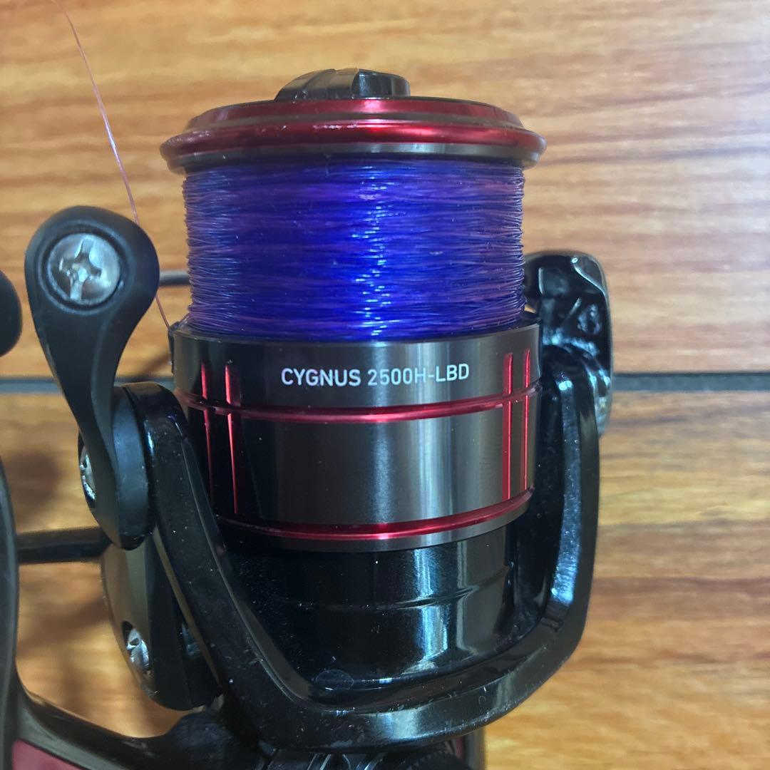 ダイワシグナス2500H-LBD リール ケース付き　オス