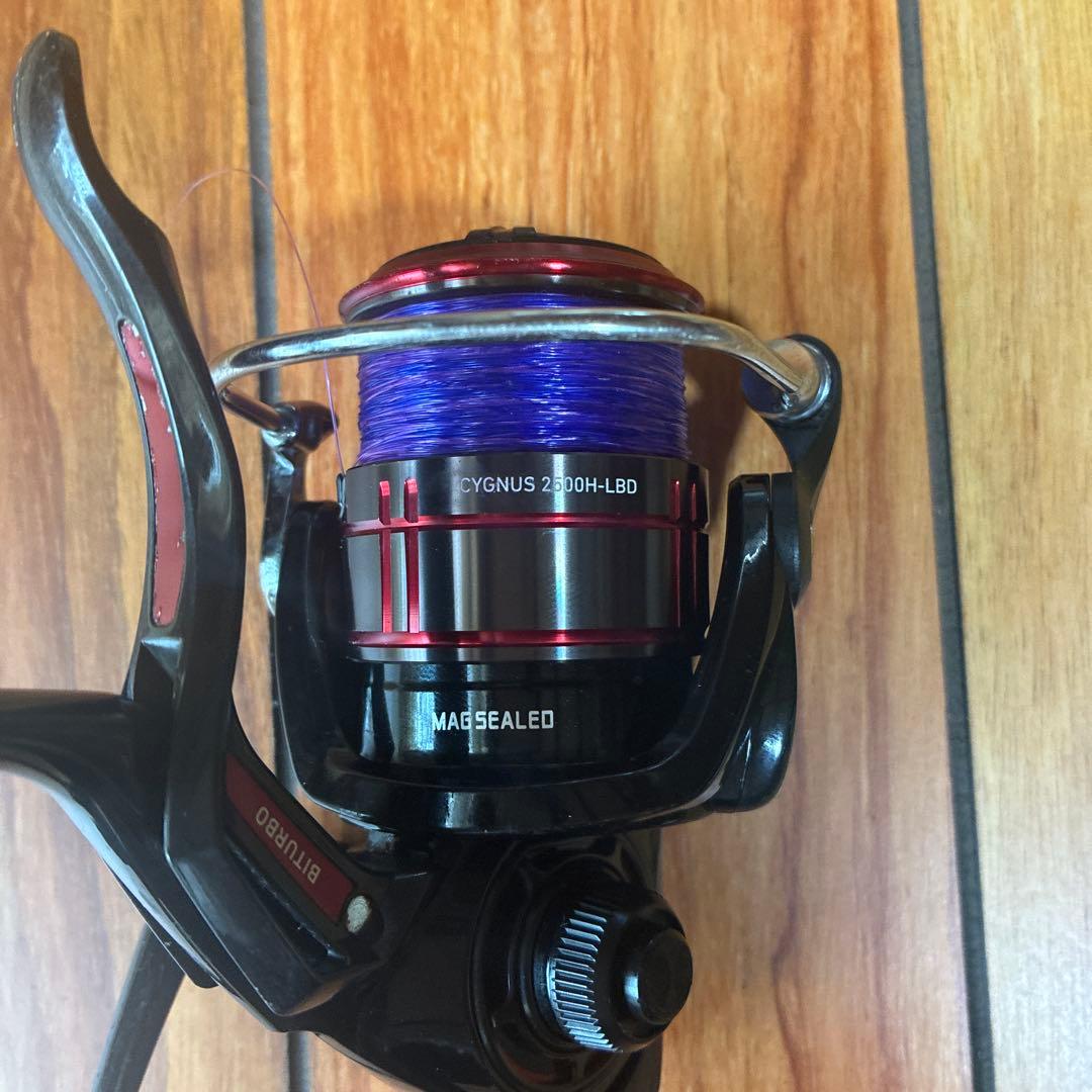 ダイワシグナス2500H-LBD リール ケース付き　オス