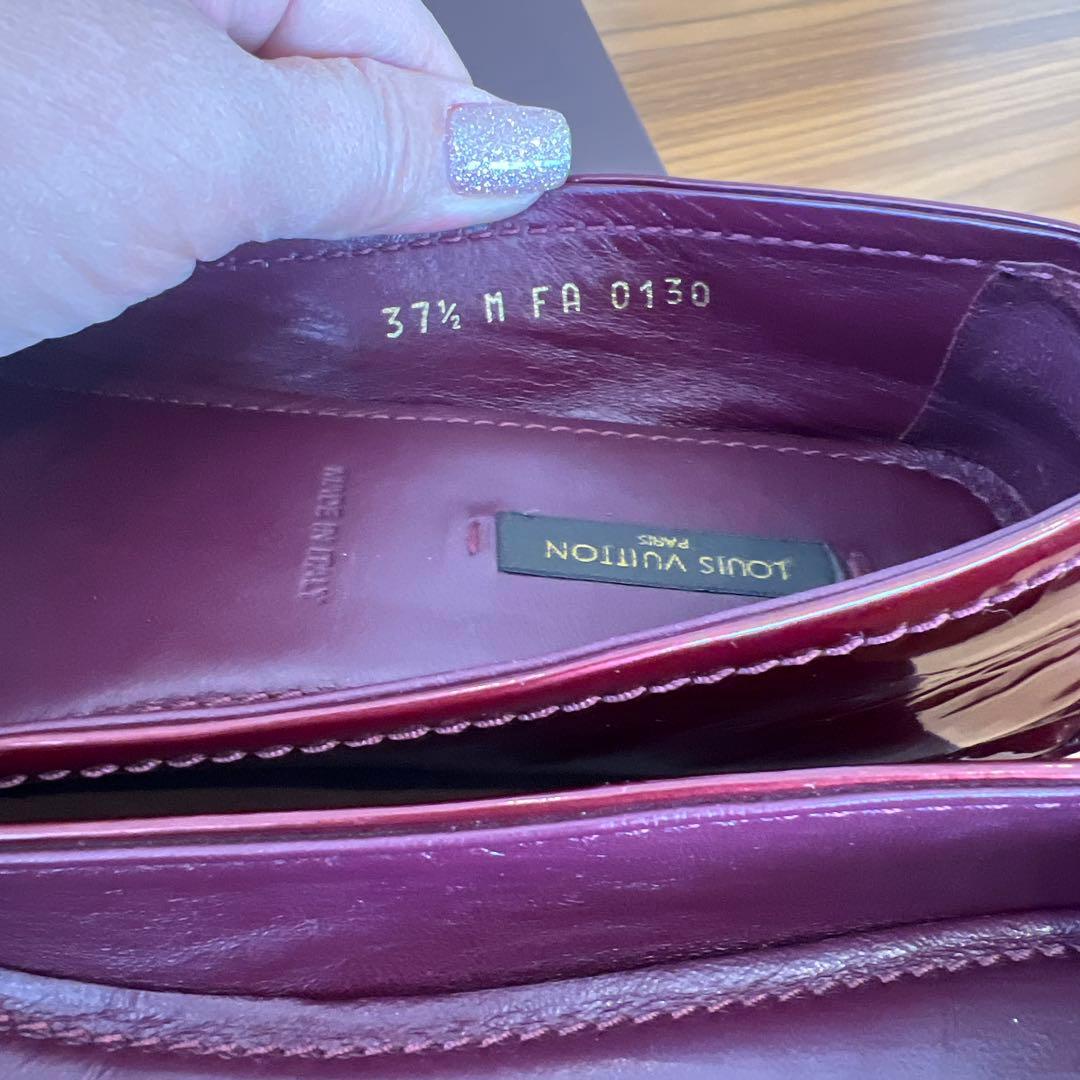 LOUIS VUITTON ワインレッド フラットシューズ