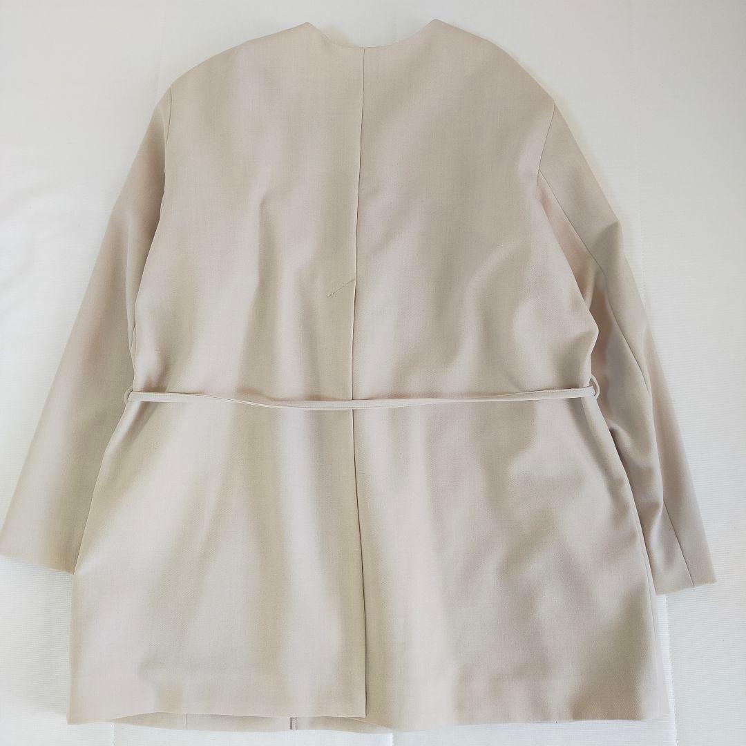マノフ　MANOF ノーカラージャケット　ベージュ
