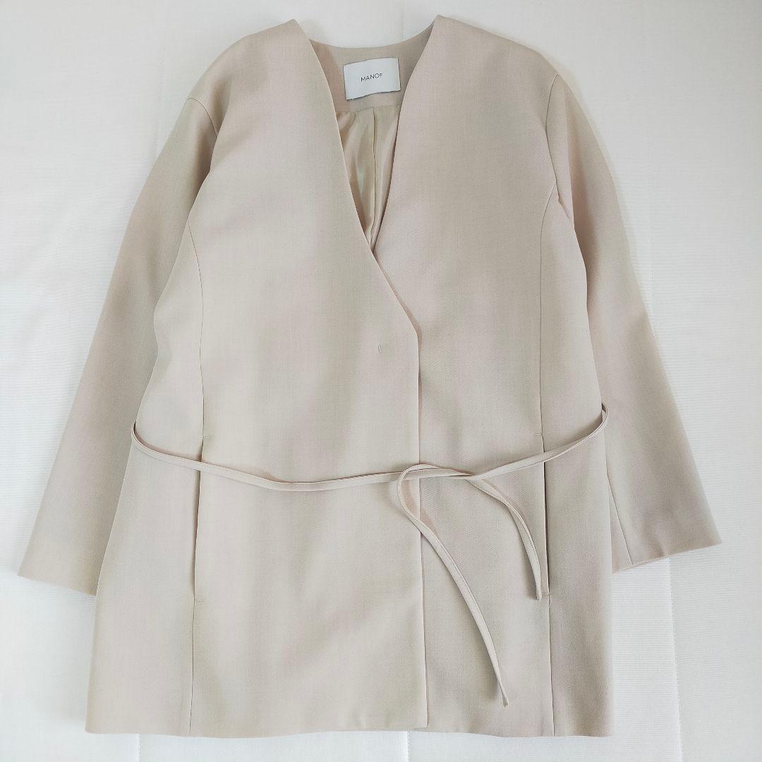 マノフ　MANOF ノーカラージャケット　ベージュ