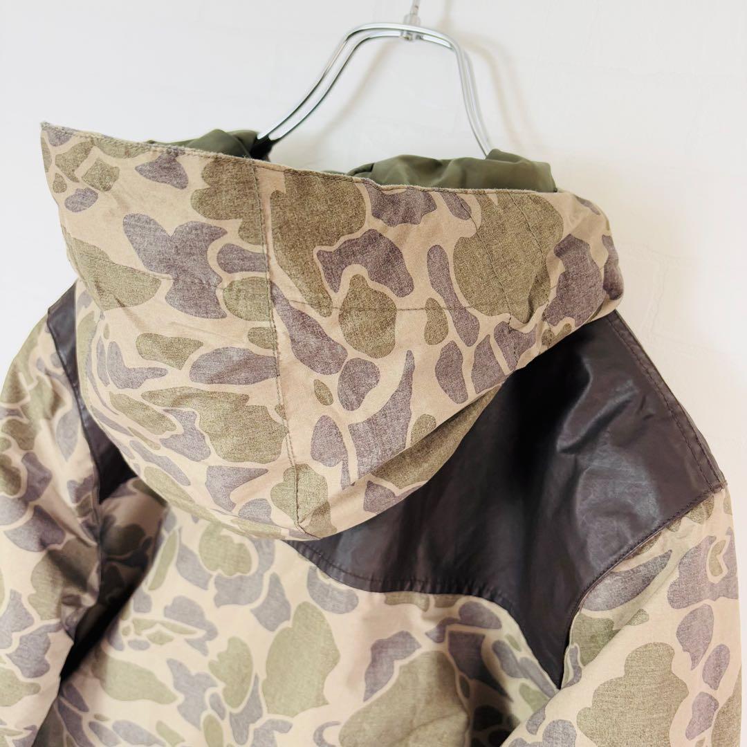 2541【美品】バートン スノボウェア ジャケット レディース 迷彩 カモフラ