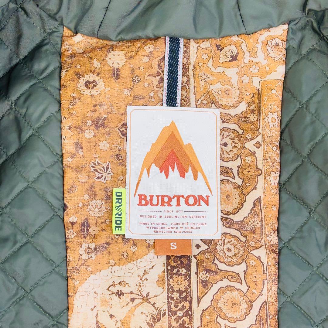 2541【美品】バートン スノボウェア ジャケット レディース 迷彩 カモフラ
