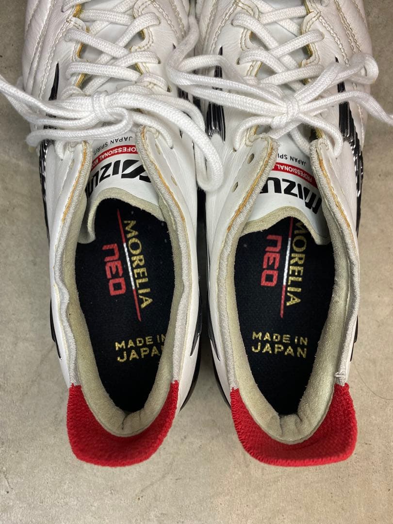 サッカースパイク　ミズノモレリアネオ3ジャパンMIX 24CM