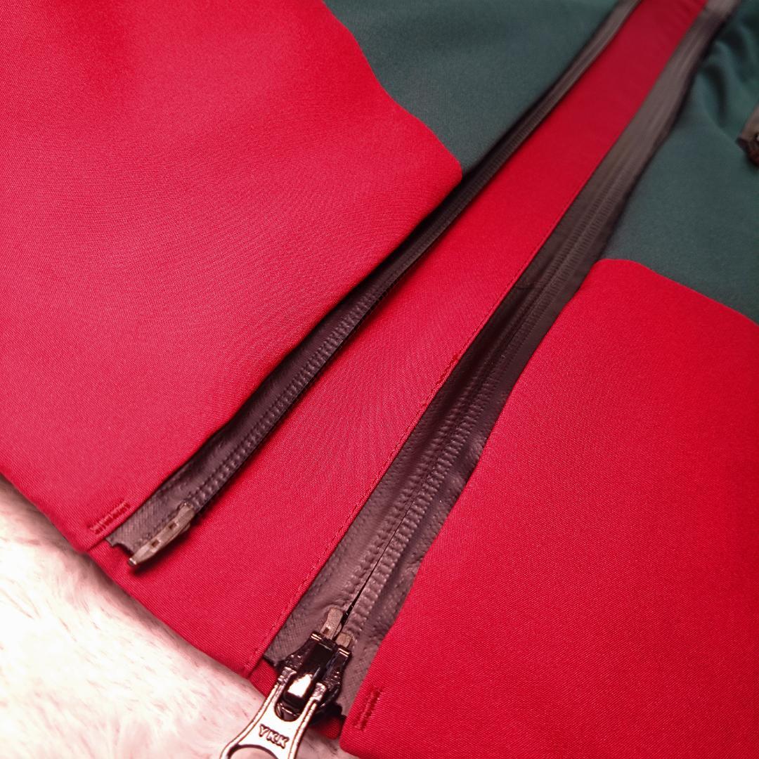 さ*と様 極美品デサント、大きいＬ、高機能、ポケット多数、脇下ベンチレーション、