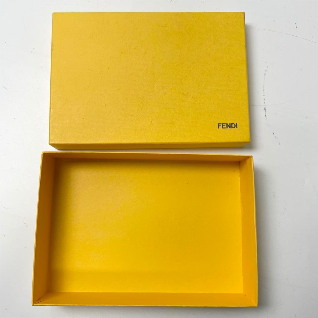 りた　フェンディ　ファッツォーロ　レザー　ミニトート