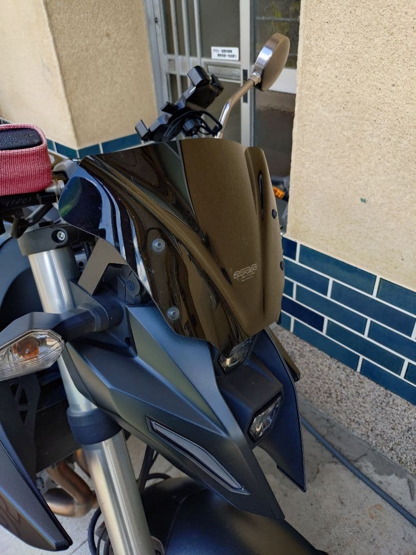 スズキ　SUZUKI　GSX-8S用　ショートスクリーン　MRA 　ブラック