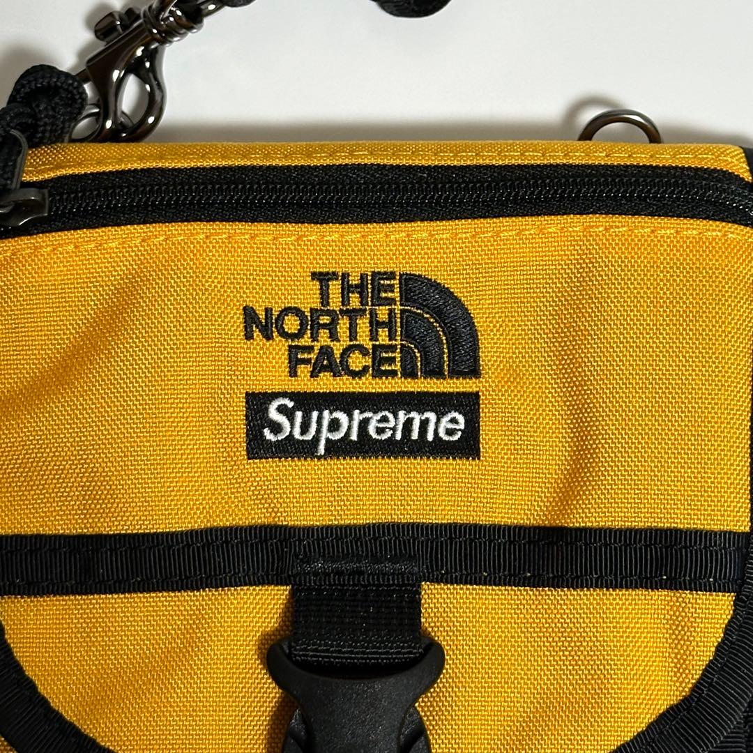 【人気ブランド】　シュプリーム×ザノースフェイス　コラボバック