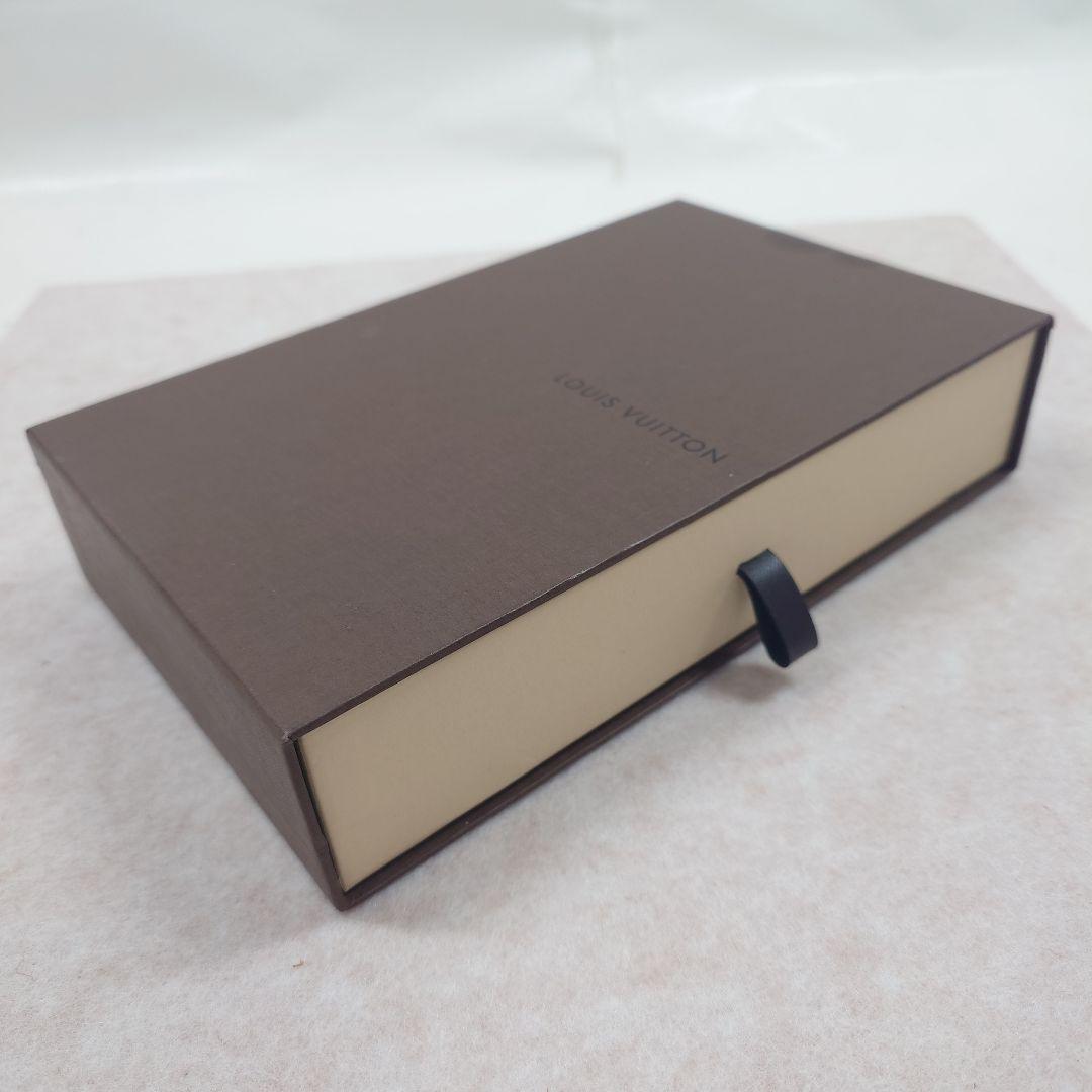 【訳あり格安】ルイ・ヴィトン　エンボス加工レザー ベージュ長財布