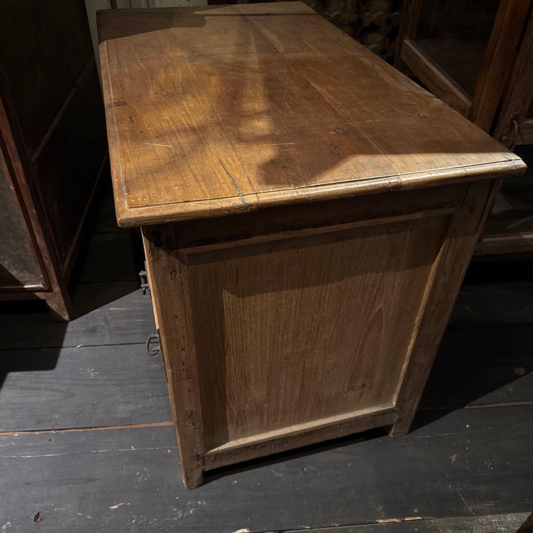 インドコロニアルローチェスト