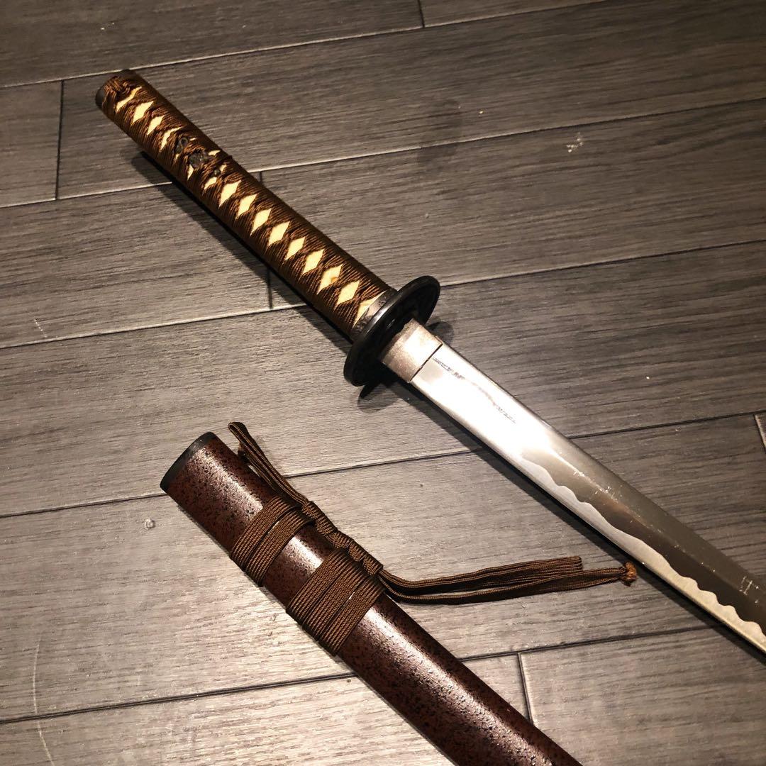 高級模造刀　高級居合刀　太刀　　本研波刃　亜鉛合金　茶拵え