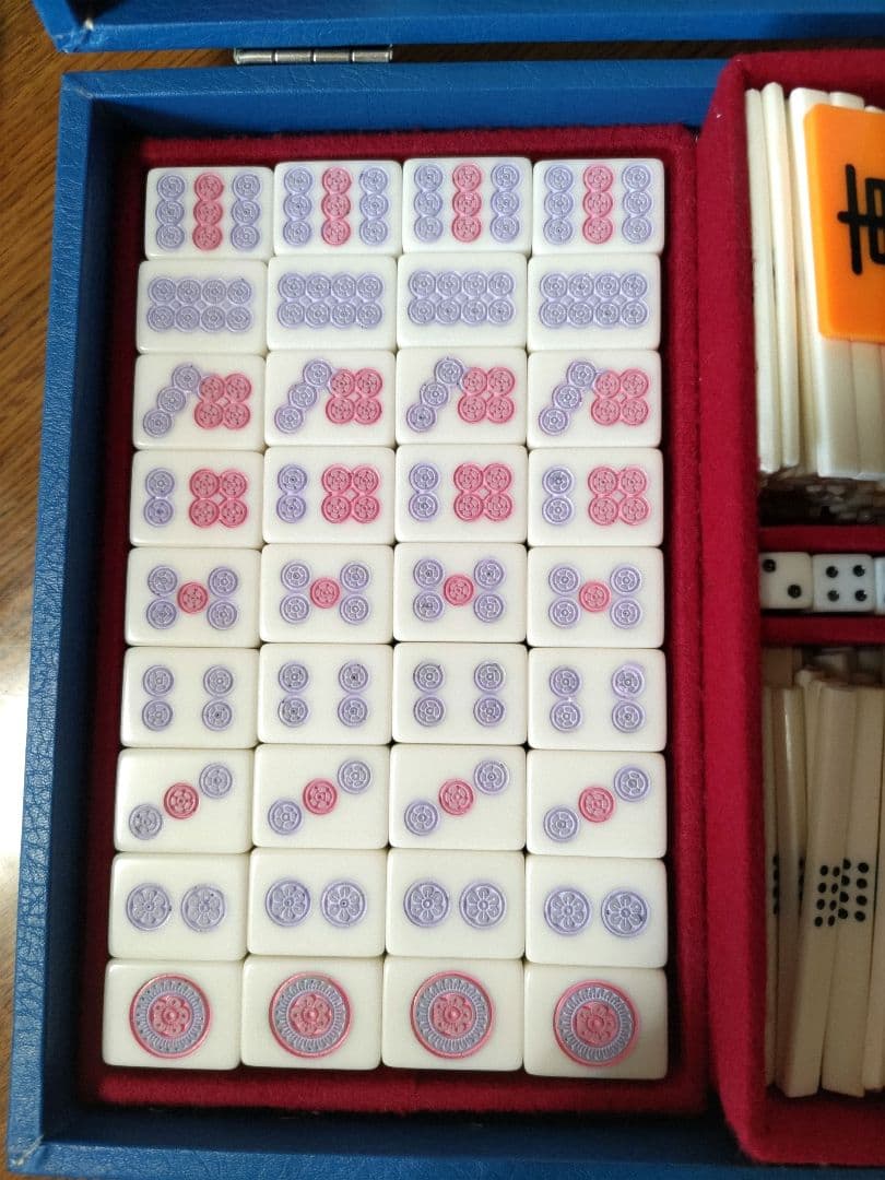 市川屋　麻雀牌　カラフル　ラベンダー　ゆめかわいい　ピンク　水色　メルヘン