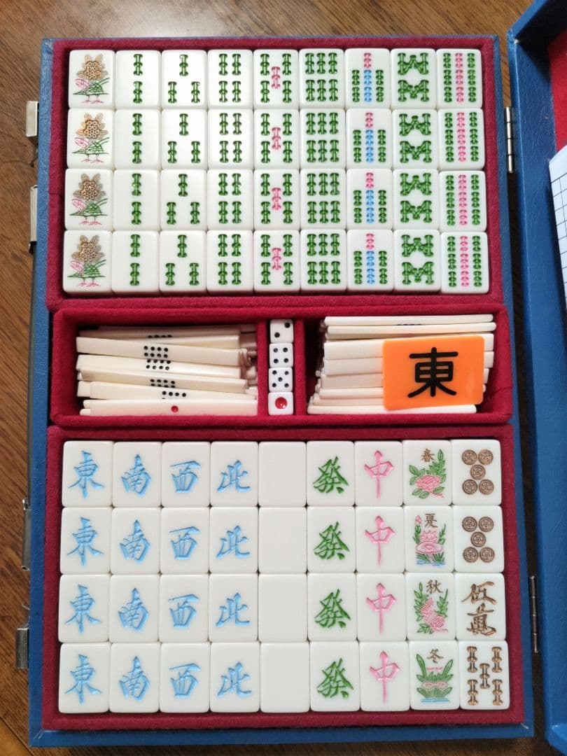 市川屋　麻雀牌　カラフル　ラベンダー　ゆめかわいい　ピンク　水色　メルヘン