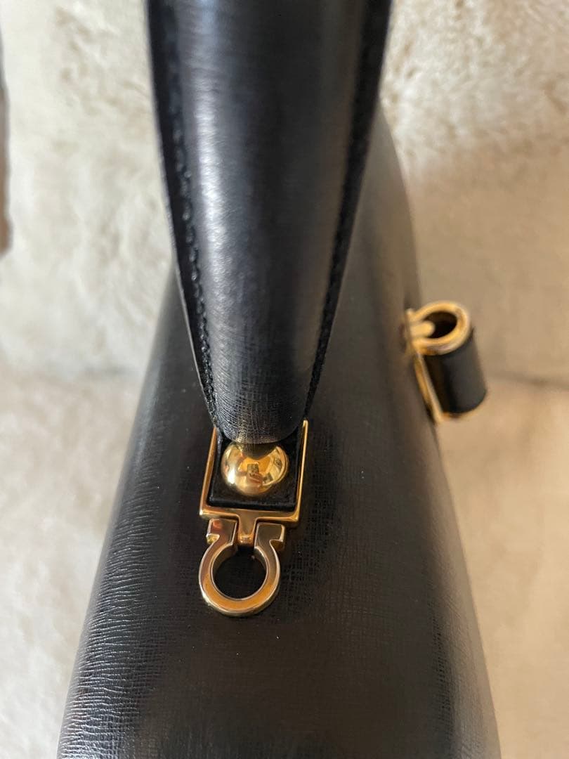 極美品 Ferragamo 2Way トップハンドルバッグ