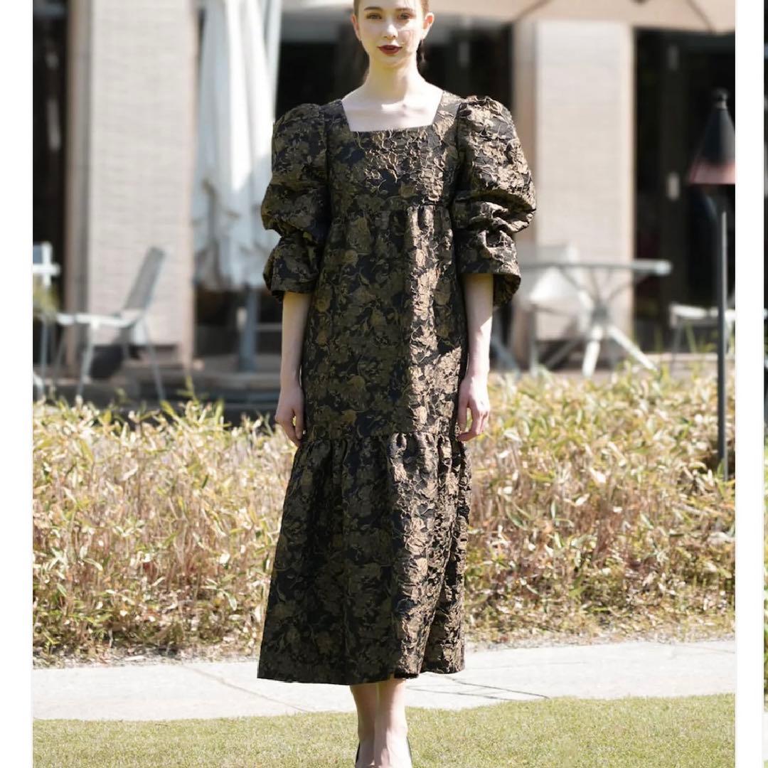 【美品】Acka パフスリーブ ロングワンピース ブラック 花柄 1サイズ