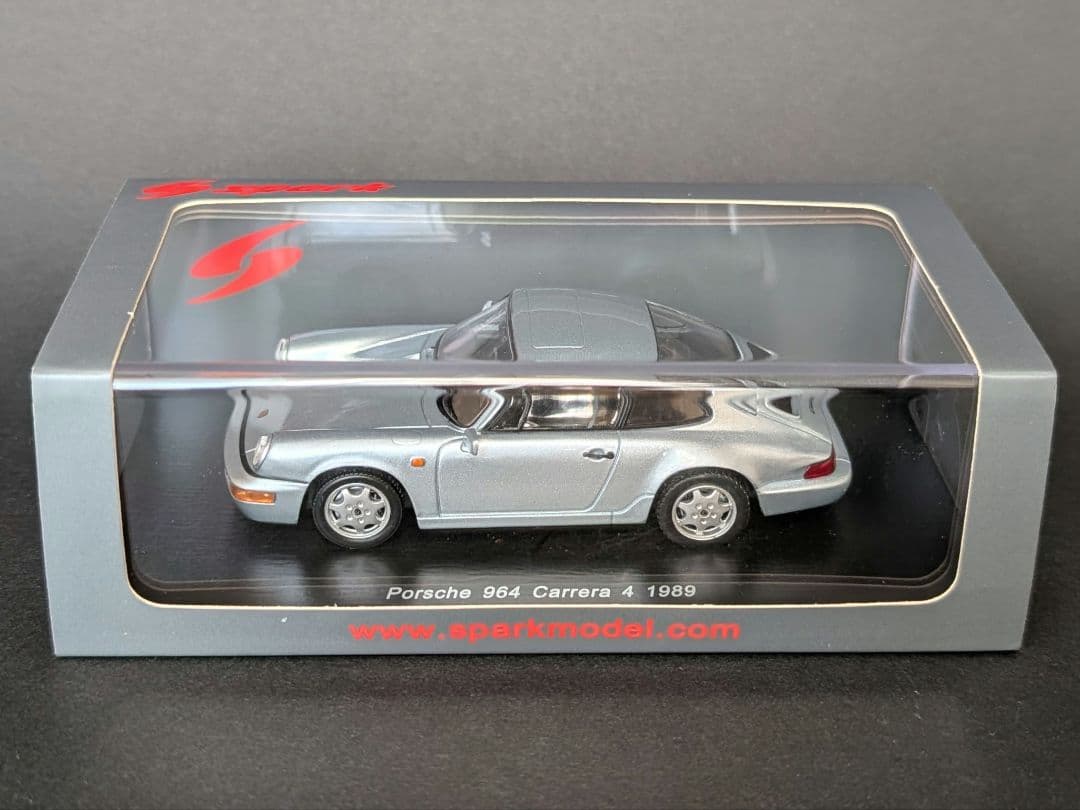 スパーク 1/43 Porsche 964 カレラ 4 1989