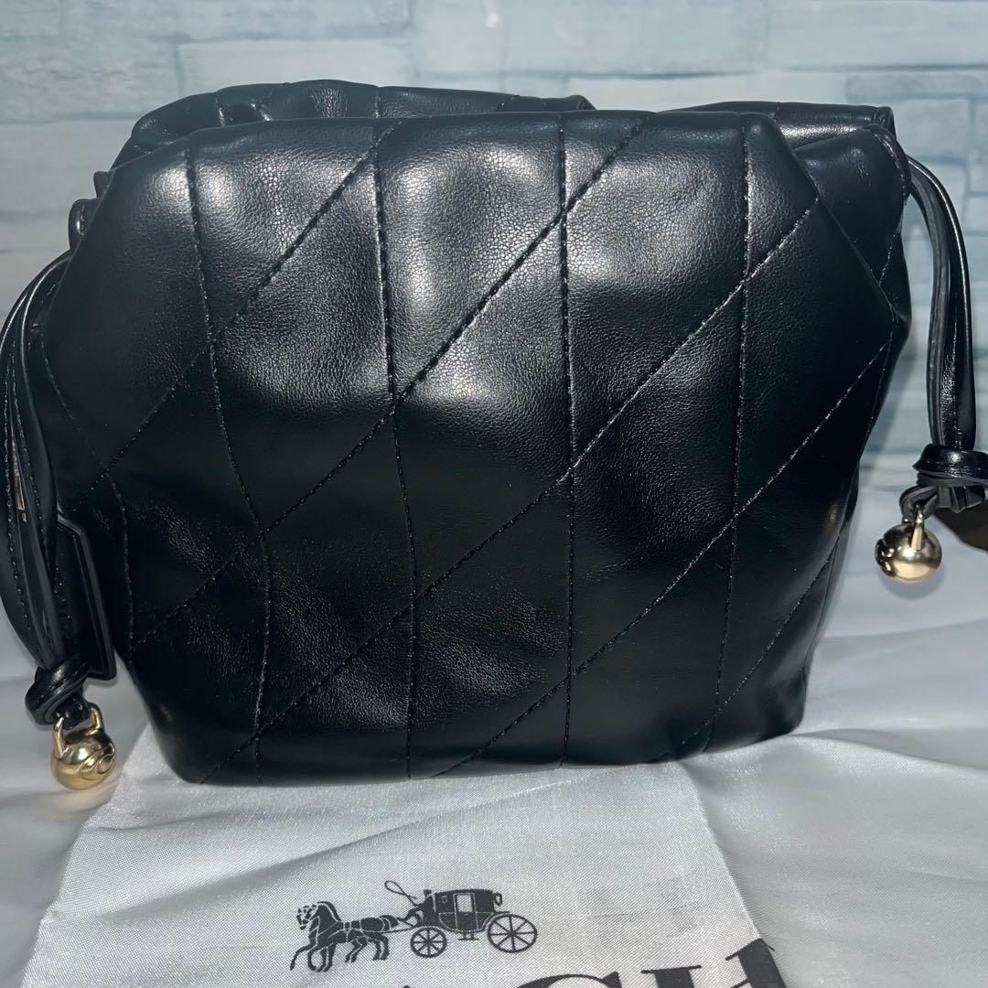 ★新品未使用★COACH キルティング フェイ ミニ ドローストリング バッグ