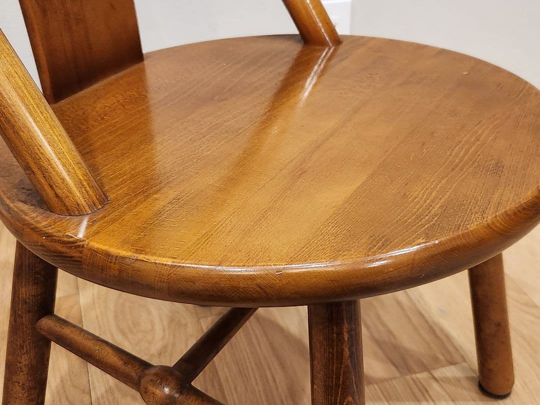 お*ん様 【交渉可】Karimoku　カリモク家具　木製ダイニングチェア　2脚セ