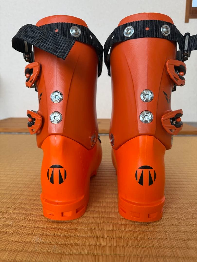 テクニカ FIREBIRD R 130 24.5cm