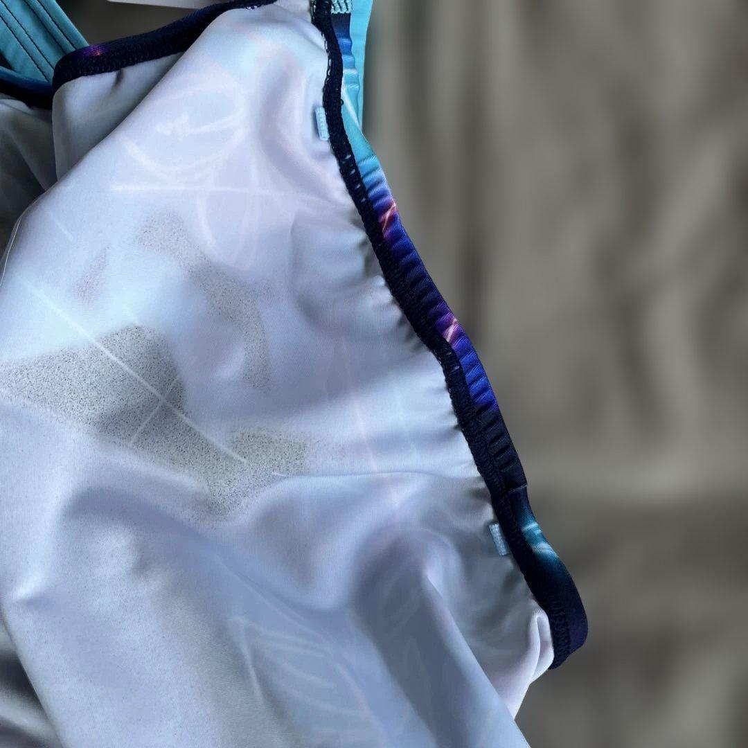 ミズノ　競泳水着　Ｌ