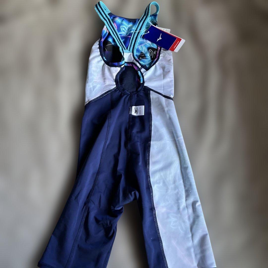 ミズノ　競泳水着　Ｌ