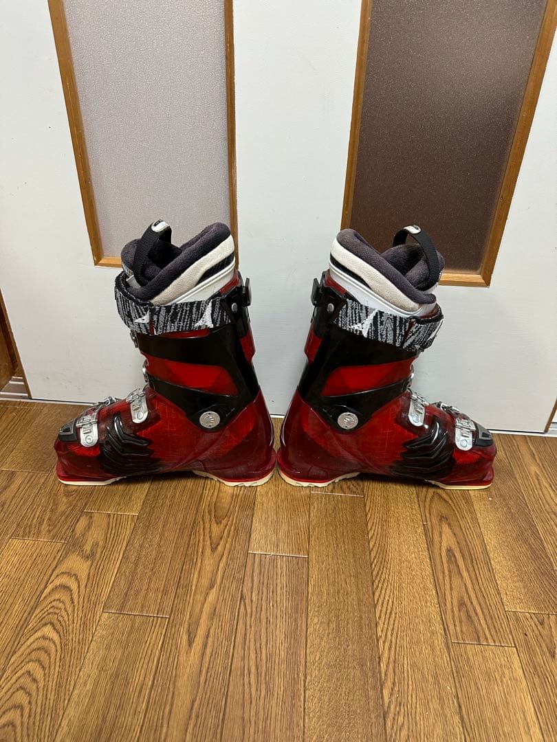 ATOMICアトミック スキーブーツ SHAWX 赤黒 27cm27.5cm