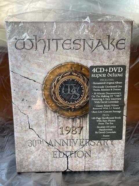 WHITESNAKE / 白蛇の紋章～サーペンス・アルバス 30周年記念盤