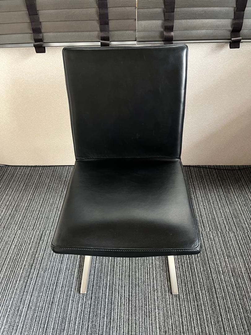 BoConcept Mariposa Deluxe ダイニングチェア ②