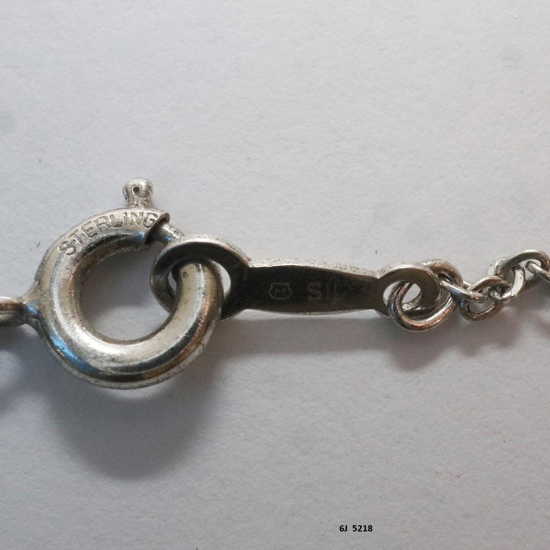 ミキモト ペンダント ネックレス　シルバー　パール　月　色石 三日月