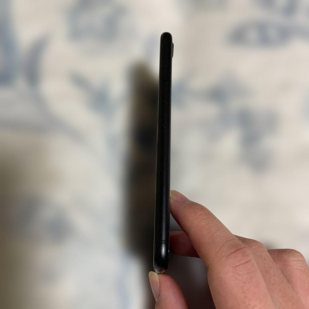 Apple iPhone SE(第2世代) 64GB ブラック SIMフリー