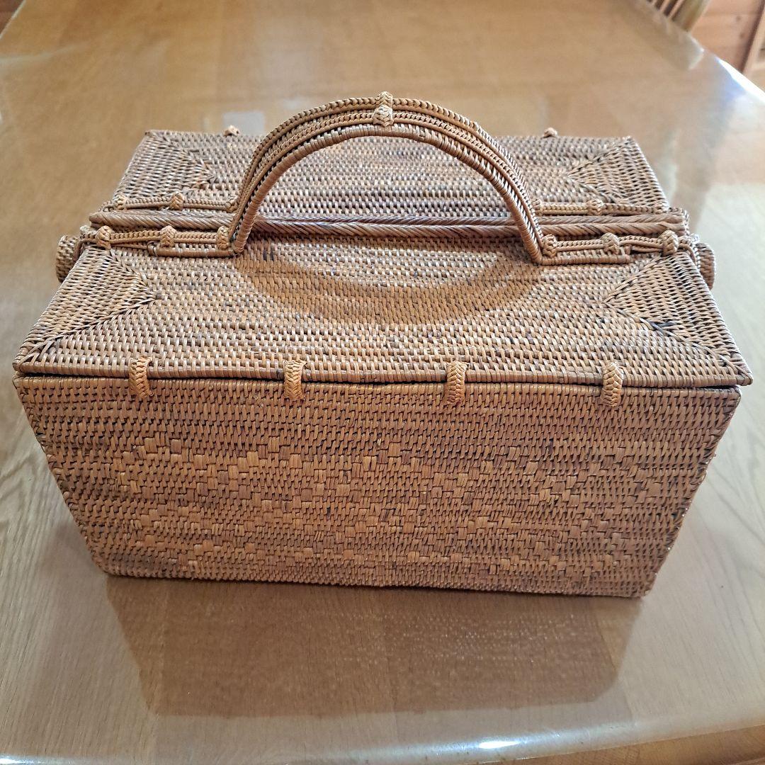 アタ製　ピクニックバスケット