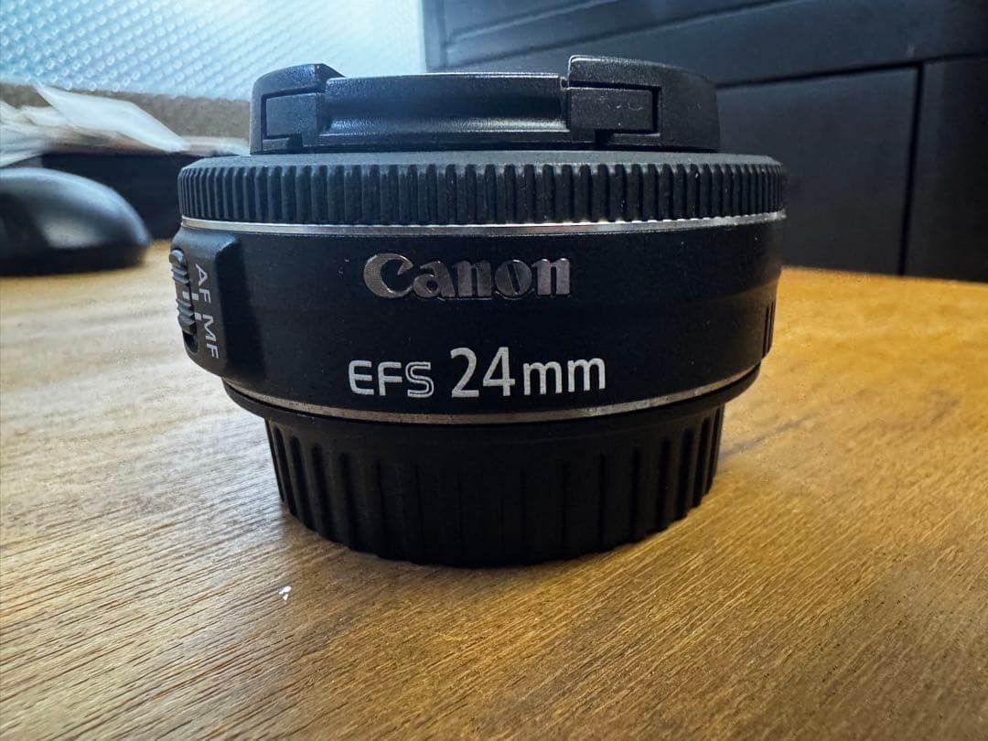 Canon EF-S 24mm f/2.8 STM 単焦点レンズ
