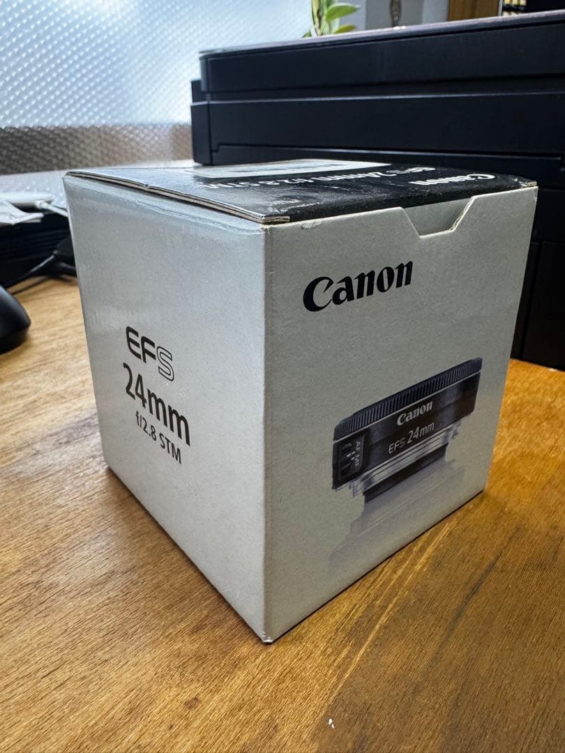 Canon EF-S 24mm f/2.8 STM 単焦点レンズ