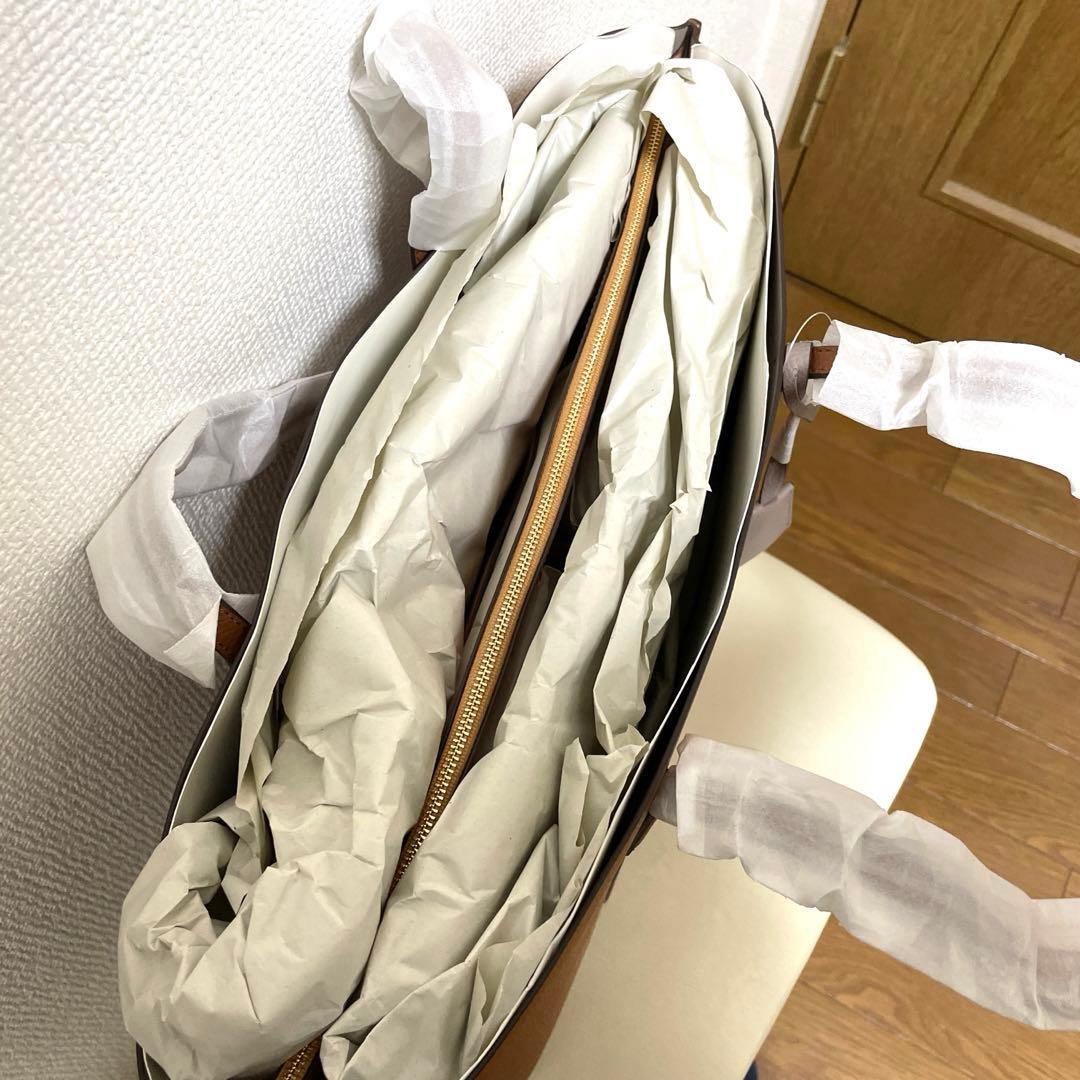 新品　トリーバーチ　トートバッグペリー　A4対応