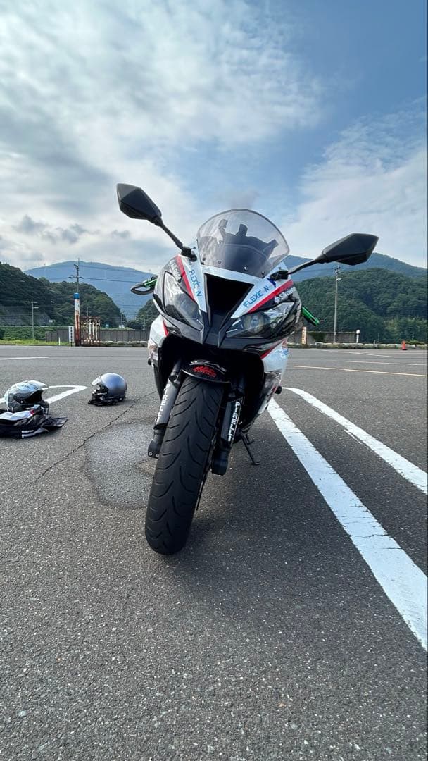 【値下げ】Kawasaki Ninja ZX-6R カウルセット