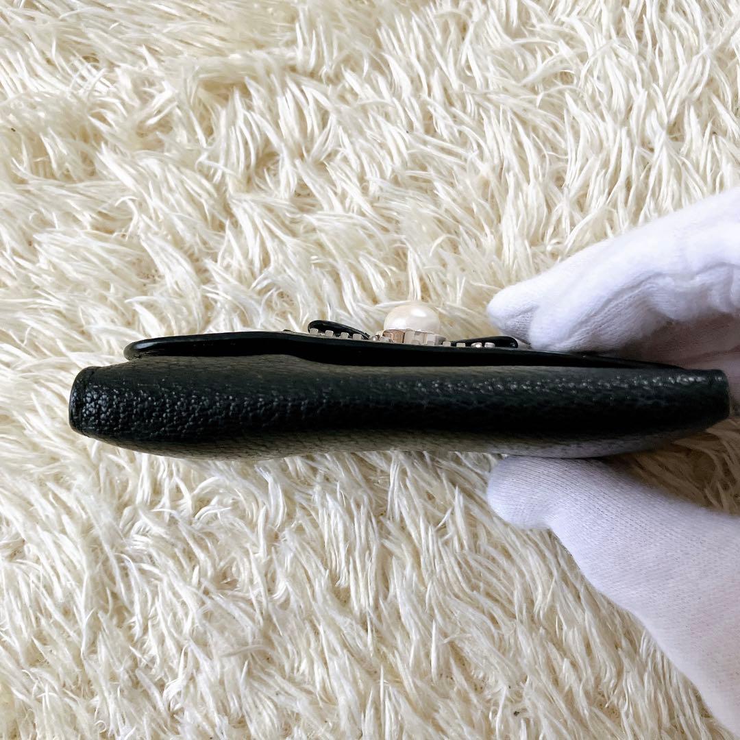 良品✨ 22春夏モデル✨ミュウミュウ キーケース　パール リボンレザー 黒