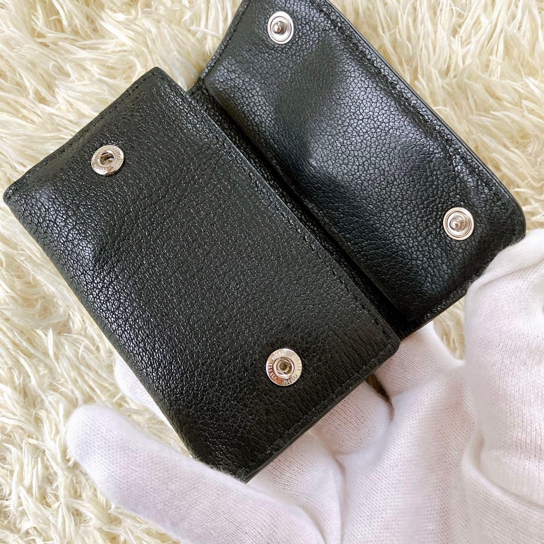 良品✨ 22春夏モデル✨ミュウミュウ キーケース　パール リボンレザー 黒